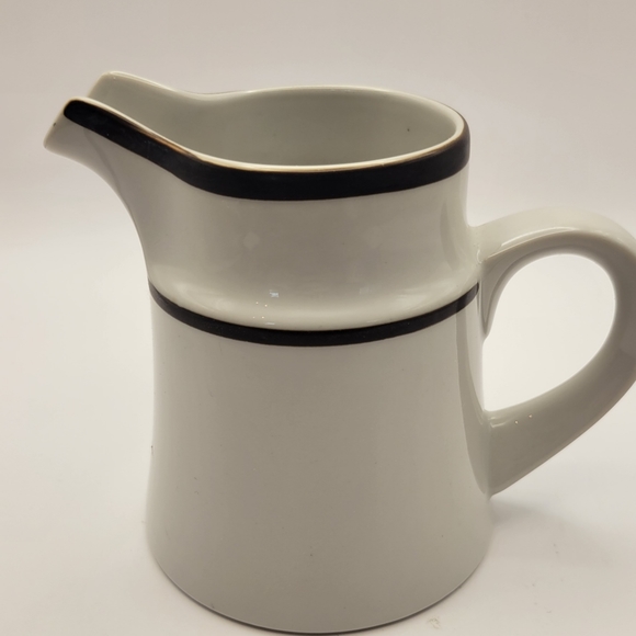 Vintage Noritake Stoneware Creamer and Sugar. - Picture 8 of 8
